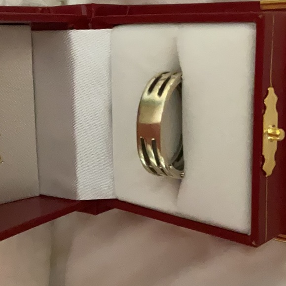 Men’s 14 karat band with 1/3 carats of diamonds - Picture 2 of 2